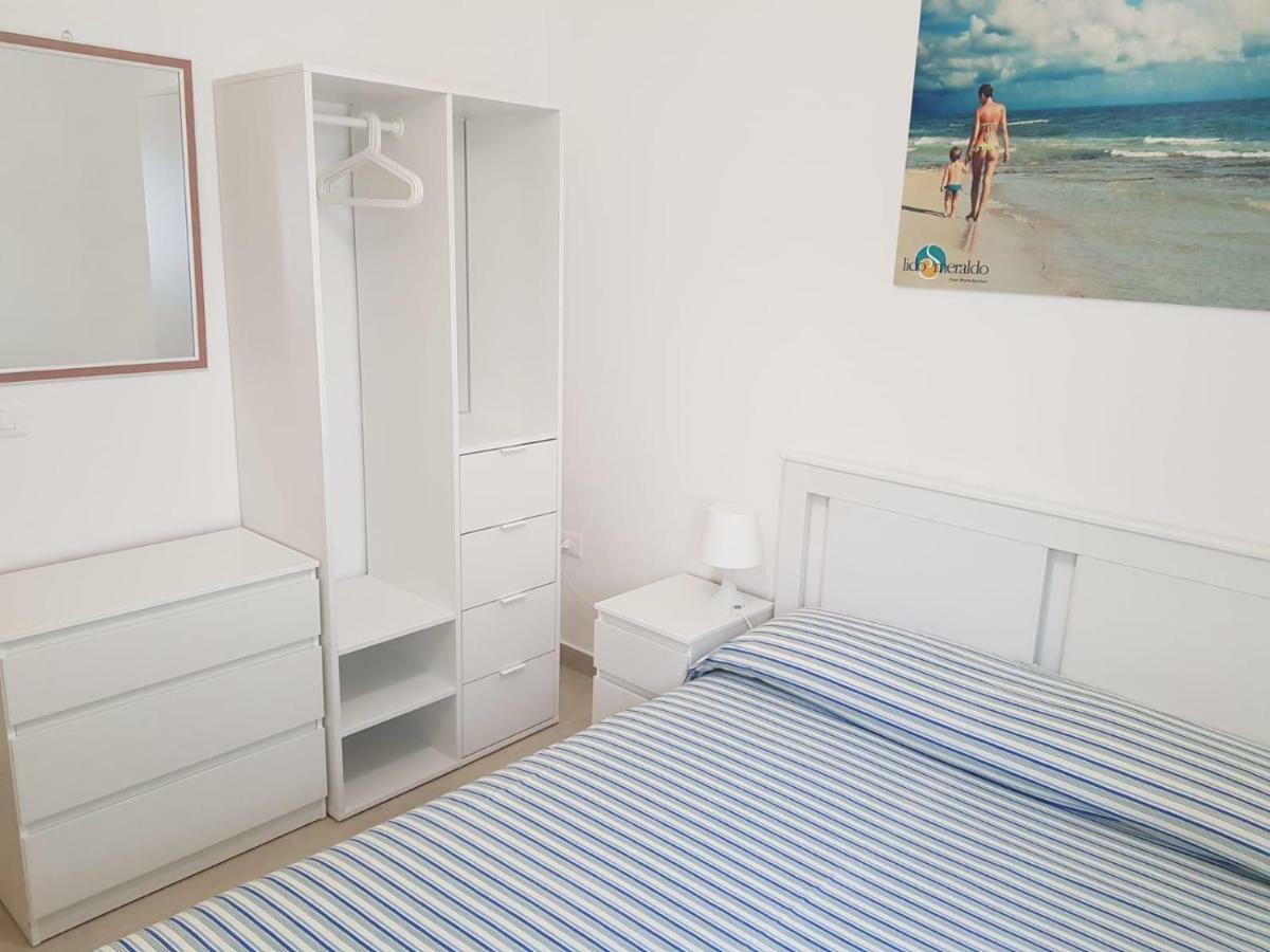 Centro Vacanze Lido Smeraldo Frigole Exteriör bild